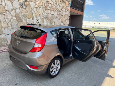 2014 Hyundai Accent SE