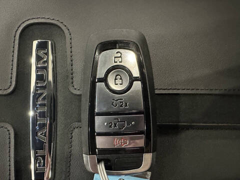 2023 Ford F-150 Lightning Platinum