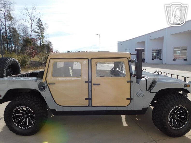 1999 AM General Hummer