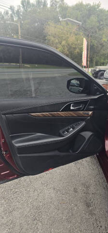 2017 Nissan Maxima Platinum