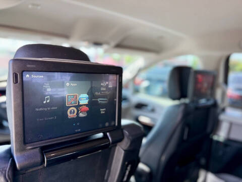 2017 Chrysler Pacifica Touring-L Plus