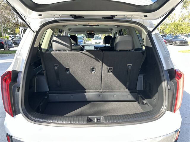 2023 Kia Telluride LX