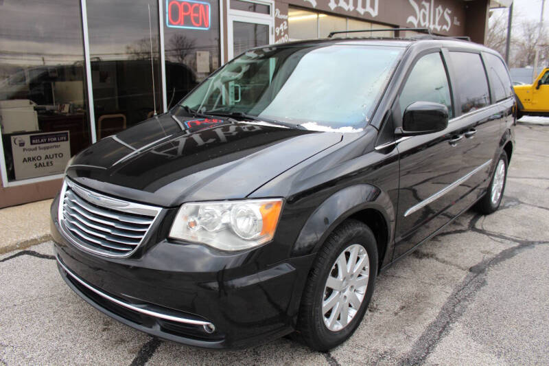 2014 Chrysler Town & Country Touring