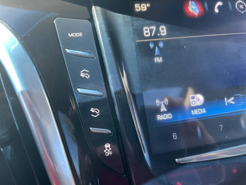 2018 Cadillac Escalade ESV Luxury