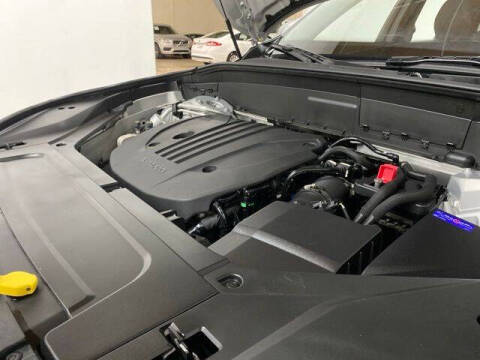 2025 Volvo XC90 B5 Core Bright Theme