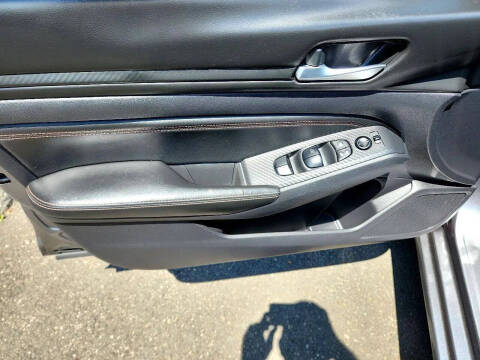 2020 Nissan Altima 2.5 SR