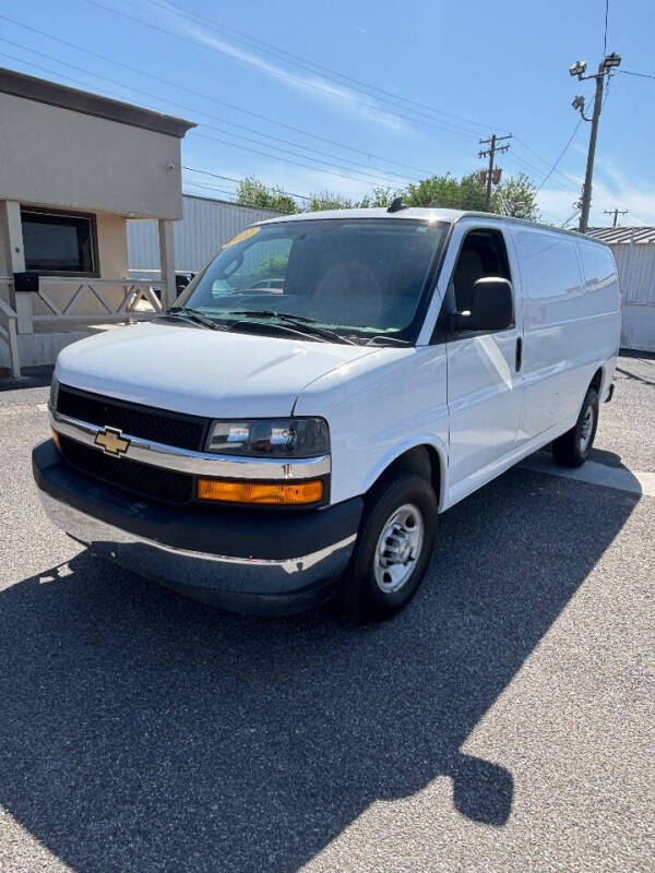 2022 Chevrolet Express 2500