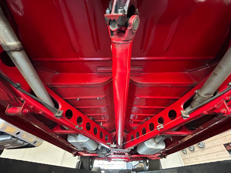 1947 Ford Super Deluxe