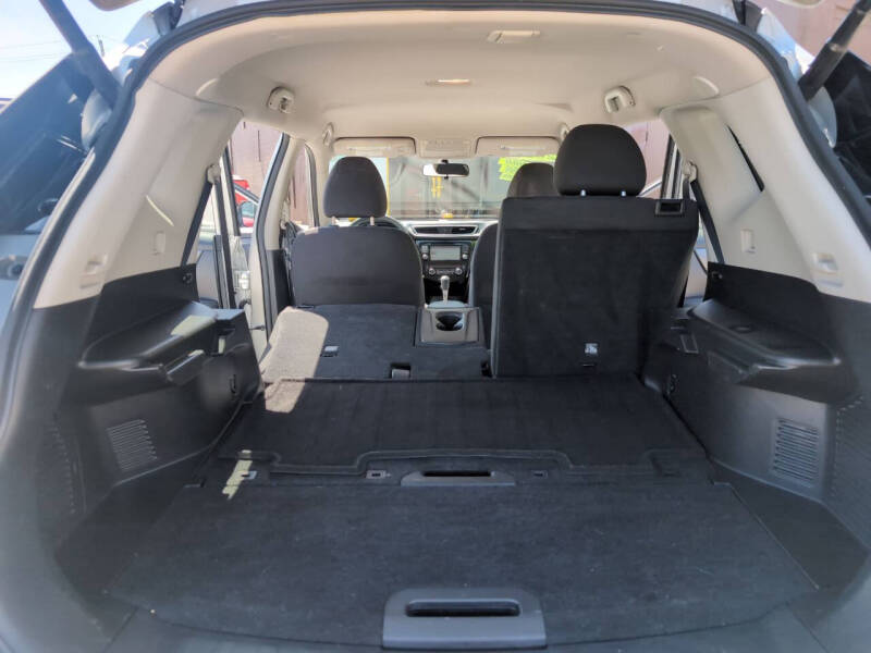 2015 Nissan Rogue SV