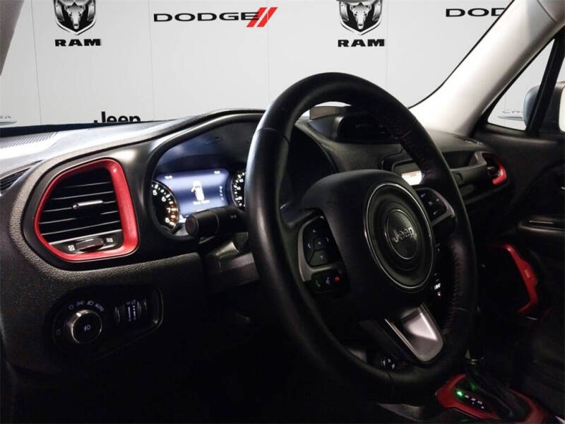 2017 Jeep Renegade Trailhawk