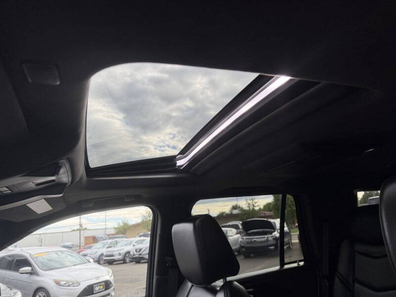 2018 Cadillac Escalade Platinum