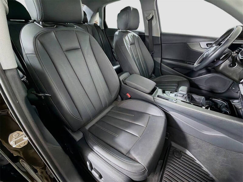 2021 Audi A4 quattro Premium 40 TFSI