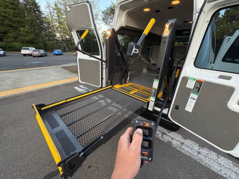 2011 Ford E-Series E-150