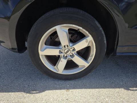 2012 Audi Q5 3.2 quattro Premium Plus