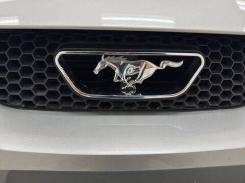 2002 Ford Mustang GT Deluxe