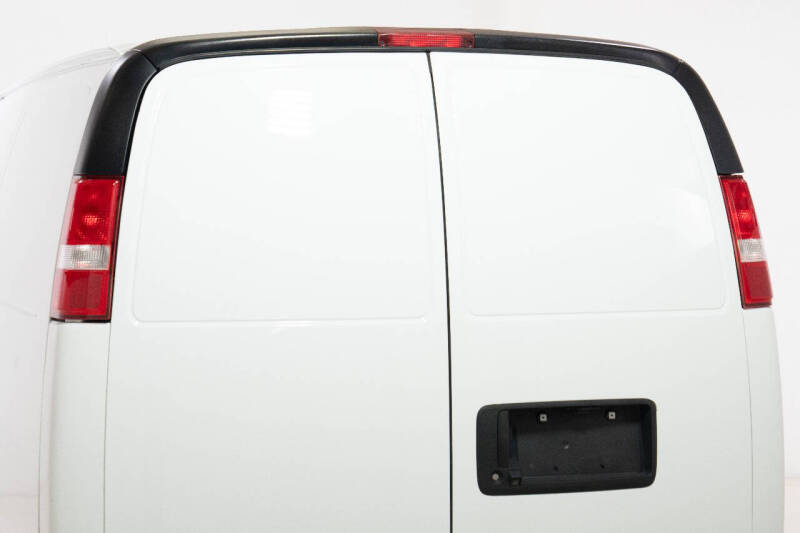 2021 Chevrolet Express 2500