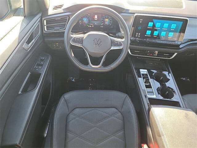 2024 Volkswagen Atlas Cross Sport SE