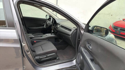 2017 Honda HR-V LX