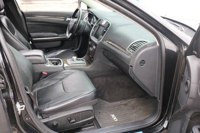 2015 Chrysler 300 C