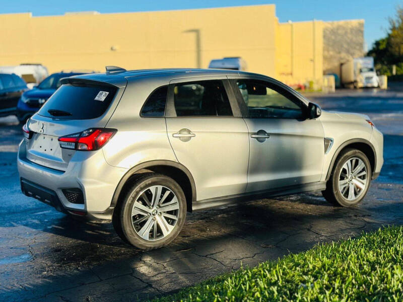 2023 Mitsubishi Outlander Sport ES