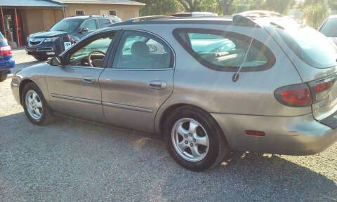 2005 Ford Taurus SE