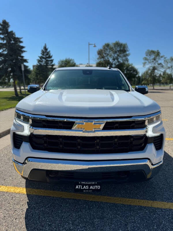 Image of 2022 Chevrolet Silverado 1500 LT