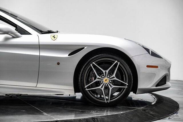 2016 Ferrari California T