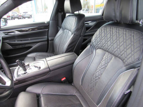 2019 BMW 7 Series 740i