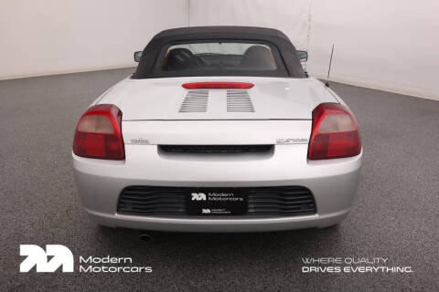 2002 Toyota MR2 Spyder