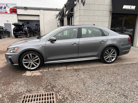2017 Volkswagen Passat 1.8T R-Line