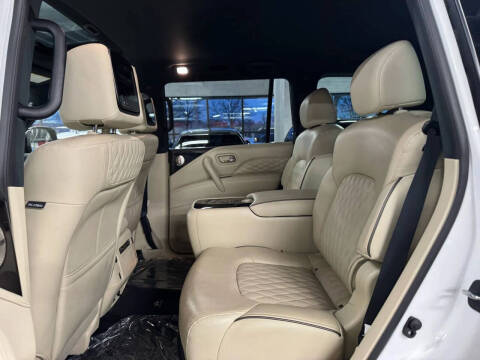 2023 Infiniti QX80 Sensory