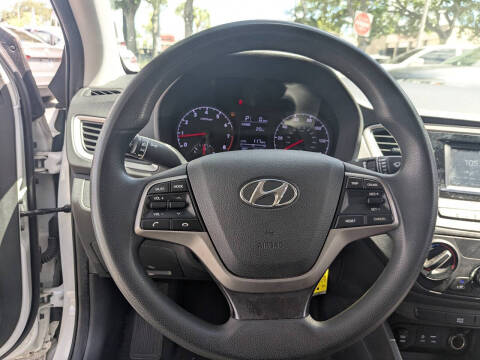 2021 Hyundai Accent SE