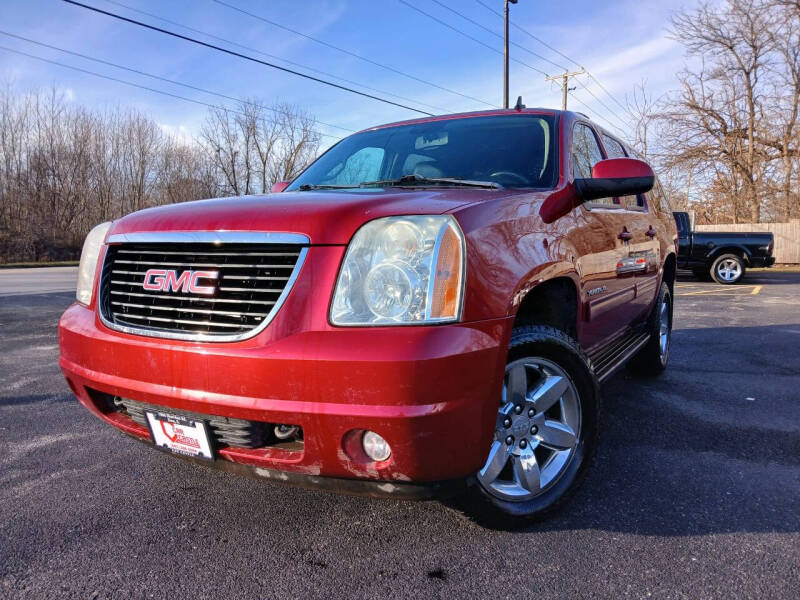 2012 GMC Yukon XL for sale at Car Castle 2 in Beach Park IL