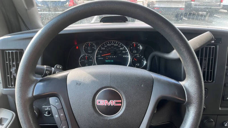 2016 GMC Savana 2500