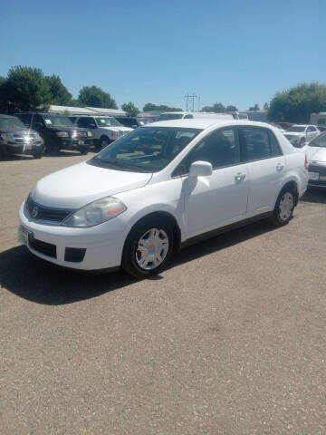 2011 Nissan Versa 1.8 SL