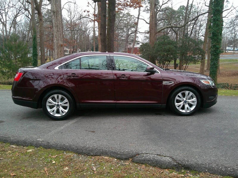 2011 Ford Taurus SEL