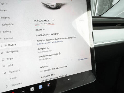 2025 Tesla Model Y Performance