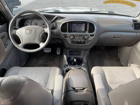2004 Toyota Sequoia Limited