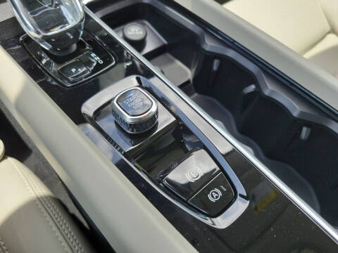 2026 Volvo XC60 T8 Ultra