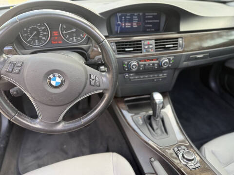 2012 BMW 3 Series 328i