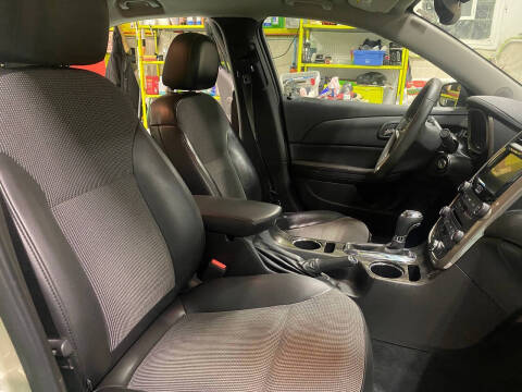 2015 Chevrolet Malibu LT