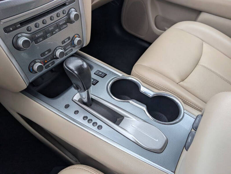 2017 Nissan Pathfinder SL