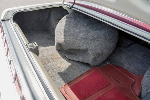 1976 Ford Thunderbird