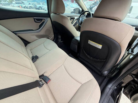 2014 Hyundai Elantra SE