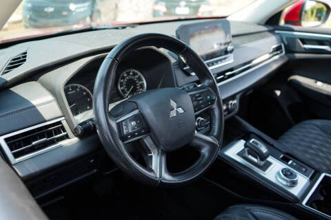 2022 Mitsubishi Outlander SEL