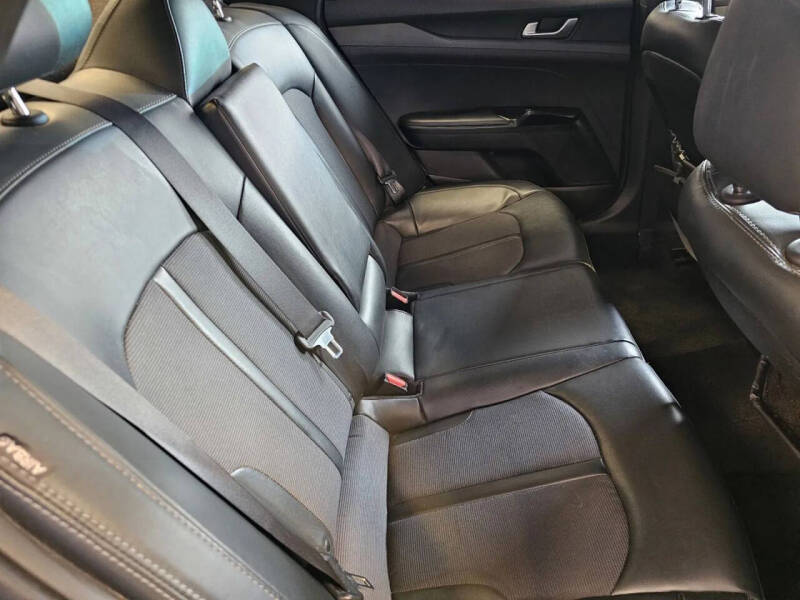 2022 Kia K5