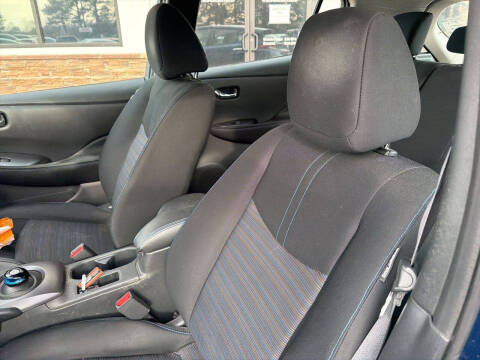 2022 Nissan LEAF S PLUS