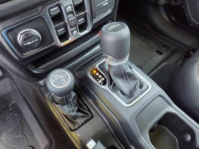 2025 Jeep Gladiator High Tide