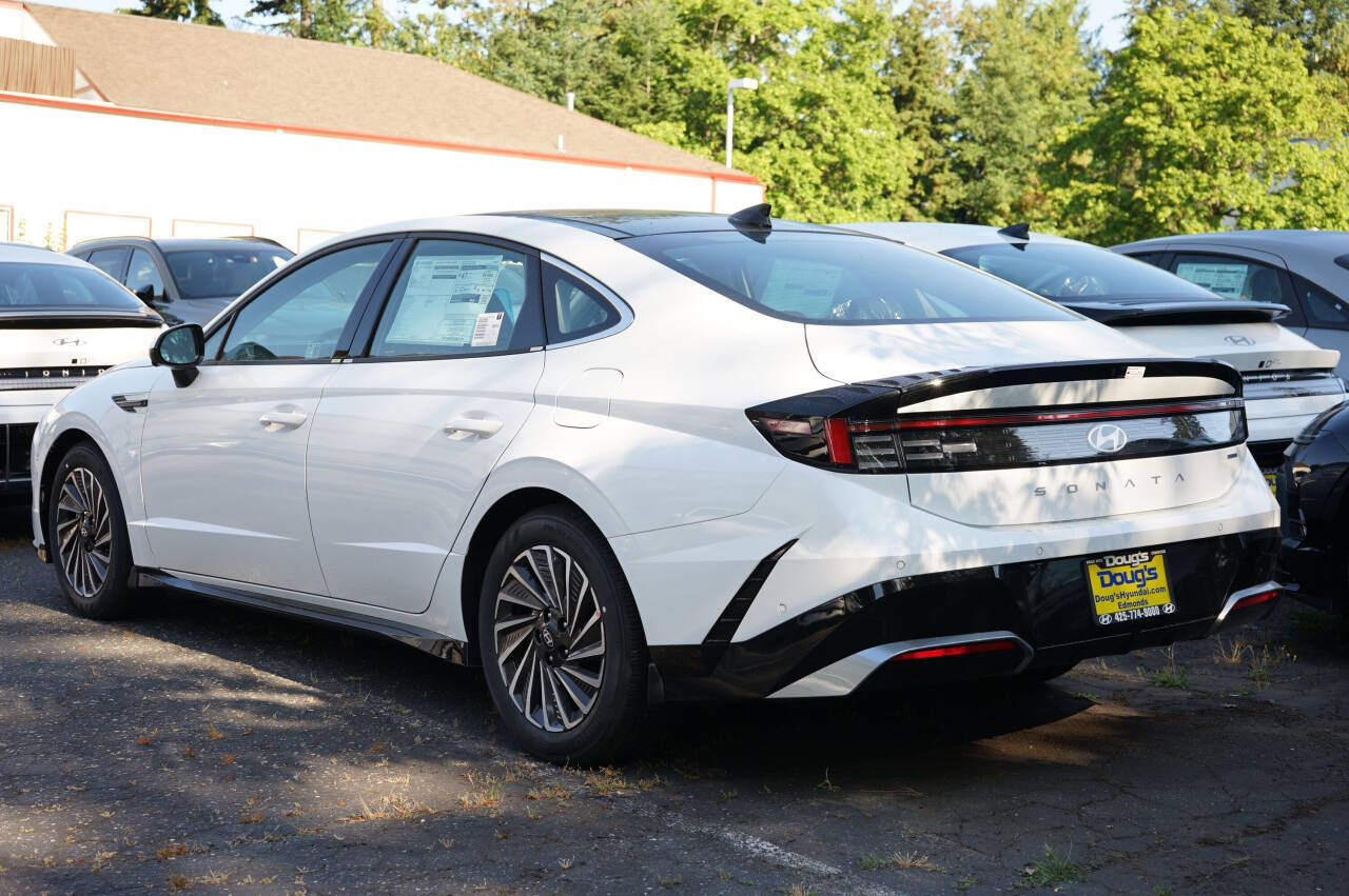 2024 Hyundai SONATA Hybrid for sale at Michael Wilson Hyundai Consulting in Edmonds, WA