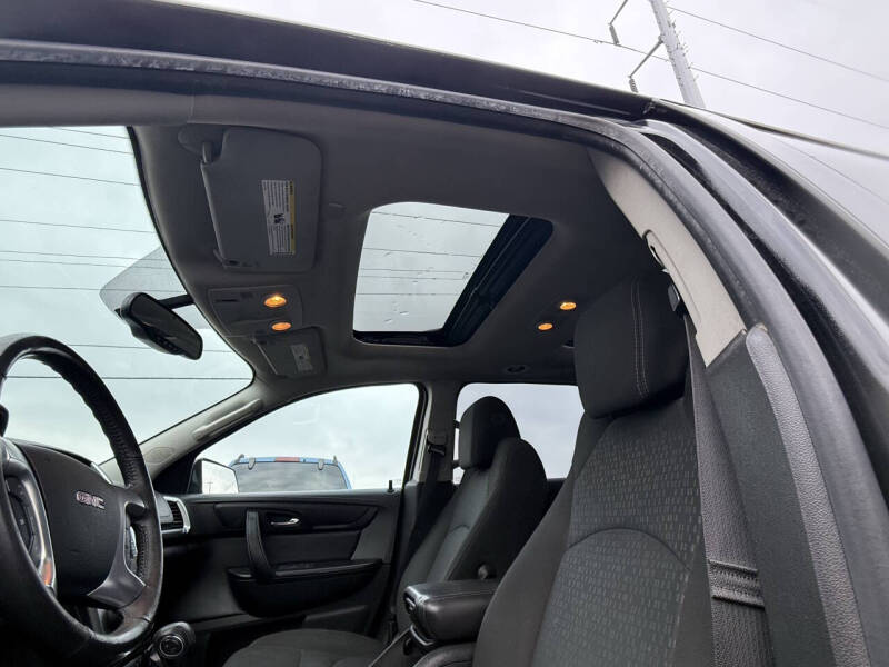 2016 GMC Acadia SLE-2